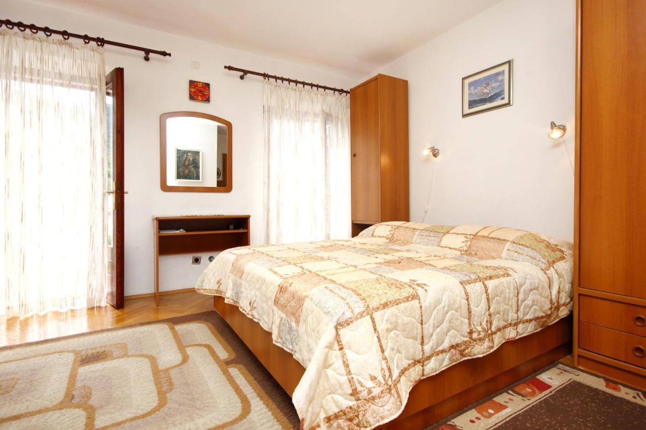 Apartments And Rooms By The Sea Racisce, Korcula - 4341 Dış mekan fotoğraf