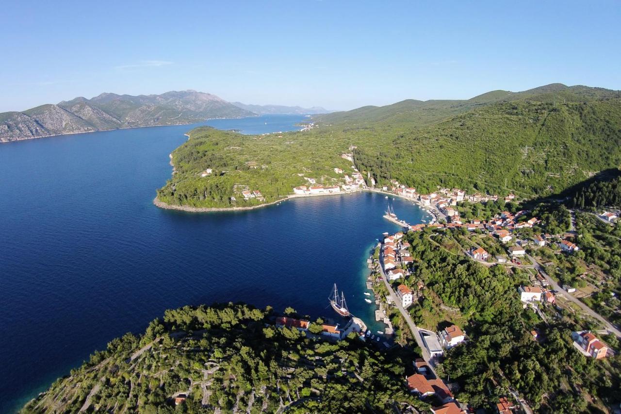 Apartments And Rooms By The Sea Racisce, Korcula - 4341 Dış mekan fotoğraf