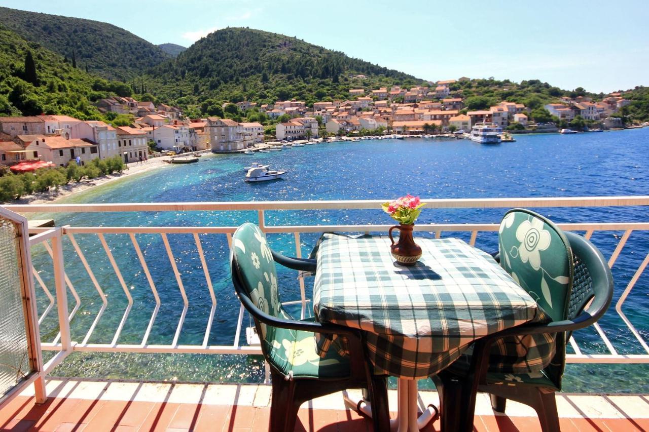Apartments And Rooms By The Sea Racisce, Korcula - 4341 Dış mekan fotoğraf
